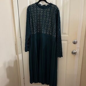 Ivy city co green lace dress